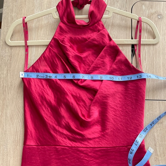 Chi chi London Chrysta halter neck hammered satin gown - Picture 11 of 15